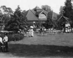The garden also suffered an Arson attack in February 1913. Which Tea House situated here was burned down by Suffragettes Lilian Lenton and Olive Wharr